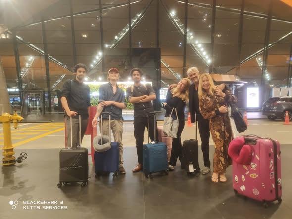 GetsTransfer.my chauffeur service in Malaysia — Tour group at destination (Happy Guests)